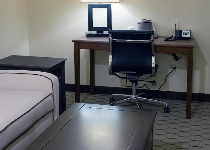 & Convention Center Hotel 3*