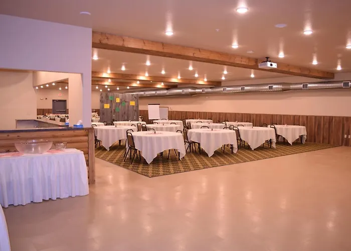 Hotel & Convention Center Newcastle